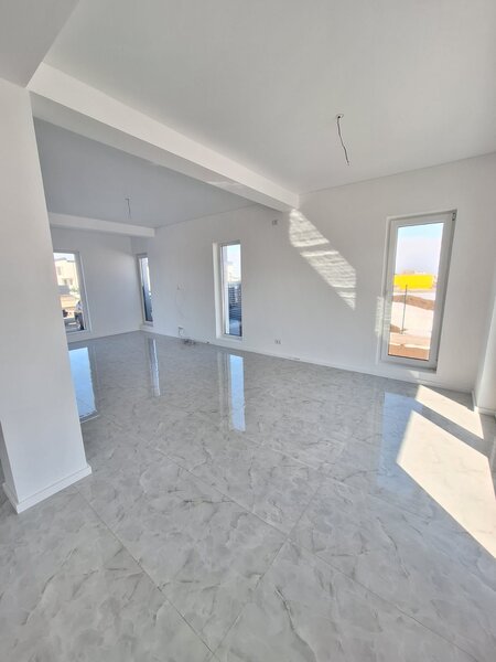 Berceni, casa noua 2025, cu 4 locuri de parcare si curte proprie